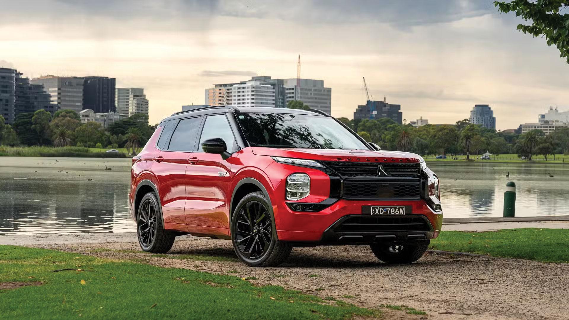 ក្រុមហ៊ុន Mitsubishi បញ្ចេញម៉ូដែល Outlander PHEV 2026ដើម្បីប្រកួតប្រជែងជាមួយរថយន្តអគ្គិសនីដ៏ទៃទៀត