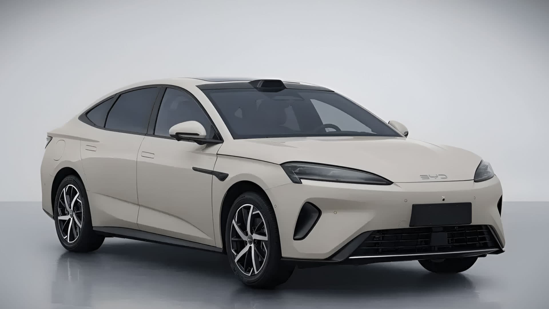 រថយន្ត BYD Seal 07 EV ថ្មីបំពាក់មកជាមួយម៉ូទ័រកម្លាំង 240 kW និងឧបករណ៍ចាប់សញ្ញា LiDAR