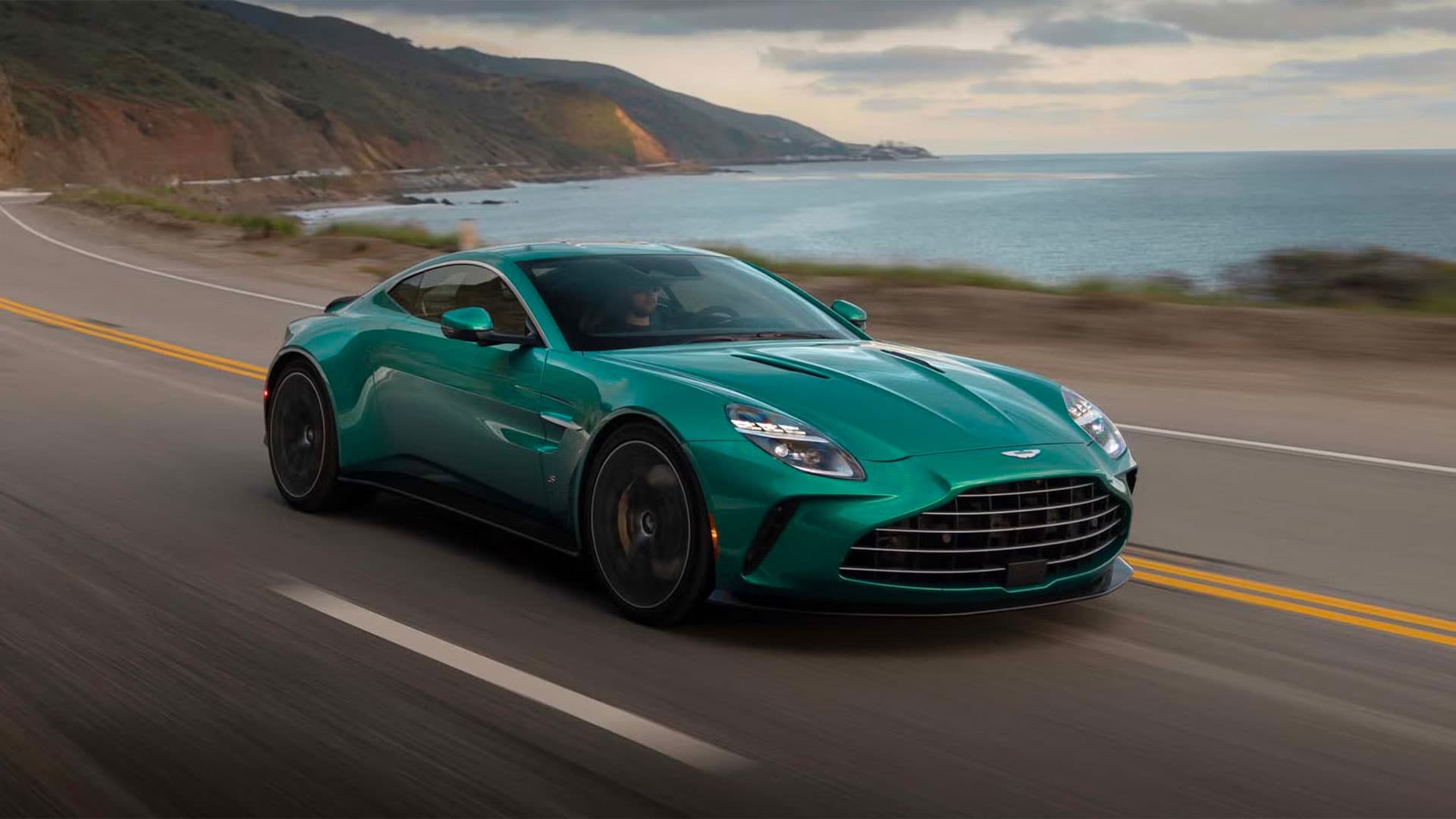 Aston Martin Vantage S ឆ្នាំ 2026៖ ប្រណីតស៊ីវិល័យ និងនៅតែរក្សាភាពខ្លាំងក្លាដ៏ដែល