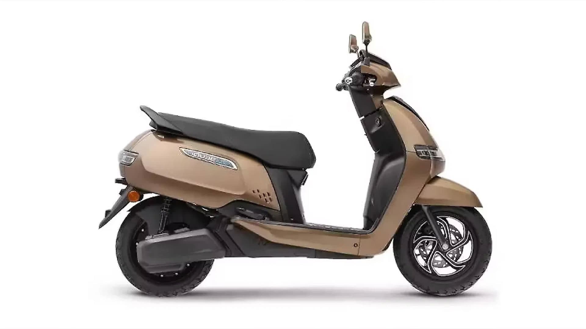 ម៉ូតូអគ្គិសនី TVS បង្ហាញវត្តមាននៅក្នុងបុរីវ៉ាទីកង់