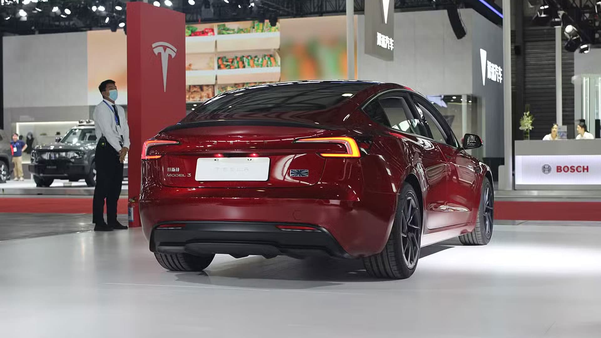 ក្រុមហ៊ុន Tesla បដិសេធផែនការនាំយក Model 3 តម្លៃទាបមកកាន់ ប្រទេសចិន ក្រោយមានពាក្យចចាមអារ៉ាមរីករាលដាល