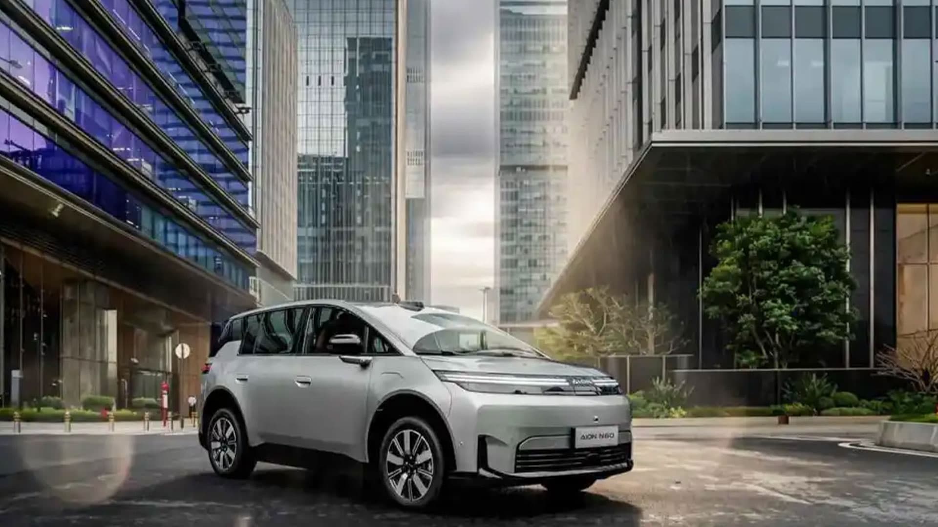 ឧស្សាហកម្មរថយន្ត Robotaxi របស់ចិន ប្រឈមមុខនឹងដំណាក់កាល «បន្ថយកម្ដៅ» ផ្នែកបទដ្ឋានគតិយុត្ត បន្ទាប់ពីការគាំងដំណើរការទ្រង់ទ្រាយធំនៃប្រព័ន្ធ Apollo Go កាលពីខែមីនា