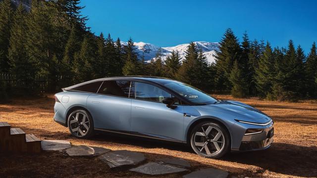 រថយន្ត Xpeng P7+ 2026 Global ក្លាយជារថយន្តសេដាន់អគ្គិសនីសុទ្ធ EREV បើកបររយៈចម្ងាយឆ្ងាយជាងគេបំផុត