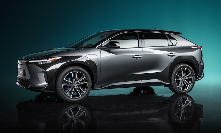 Toyota Urban Cruiser FWD 49kWh